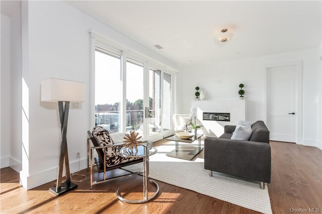 Building Photo - 108 Mamaroneck Ave Unit 201