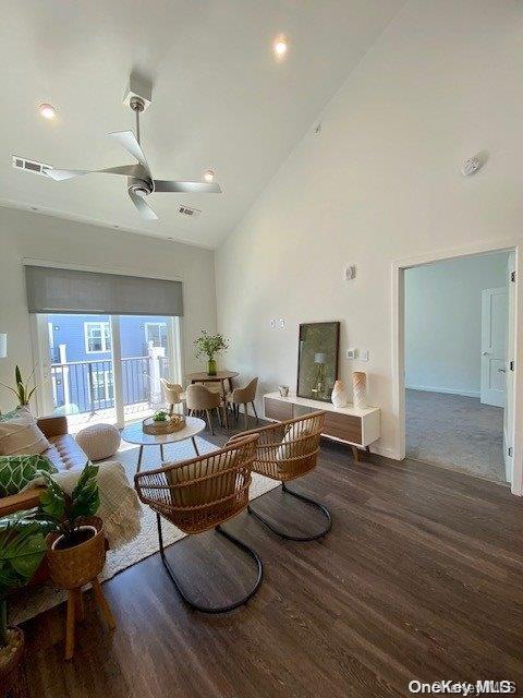 Photo - 116 Searing Ave Unidad PH410