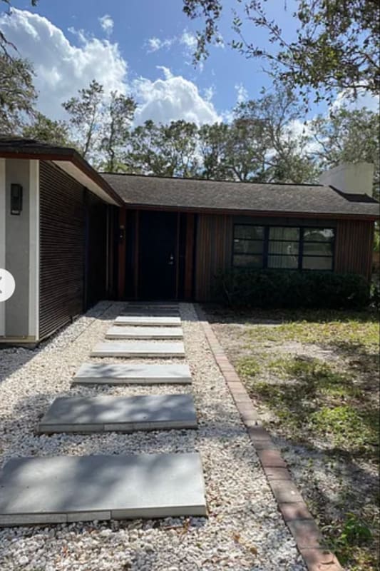 Photo - 2156 Wisteria St