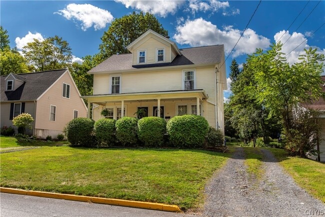 Photo - 22 Kellogg St