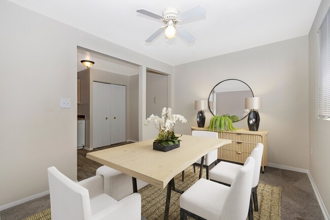Villas at 4607