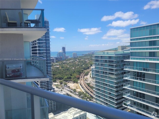 Building Photo - 1100S S Miami Ave Unit 3105 Rental