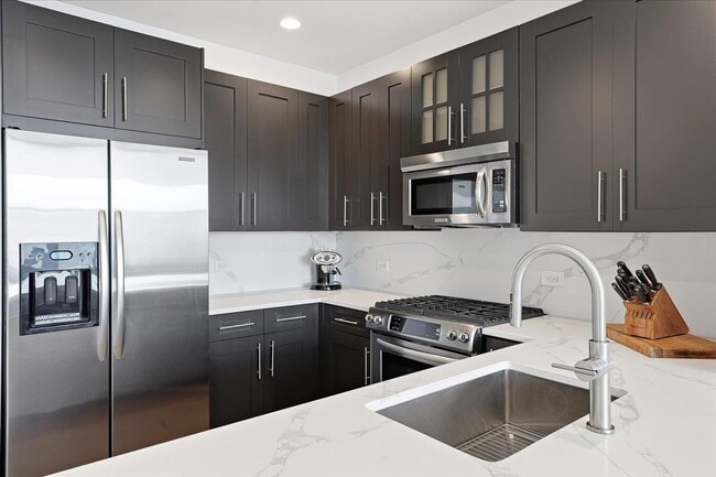 Photo - 1125 Maxwell Ln Unit PH 1221