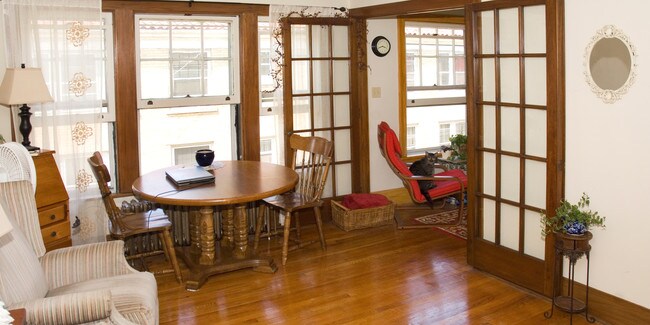 Living Room - Crescent Garden