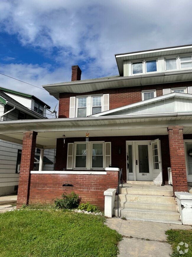 Building Photo - 933 W King St Unit 933 W King St - 2 Rental