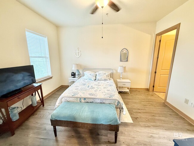 Photo - 1430 Regency Rd