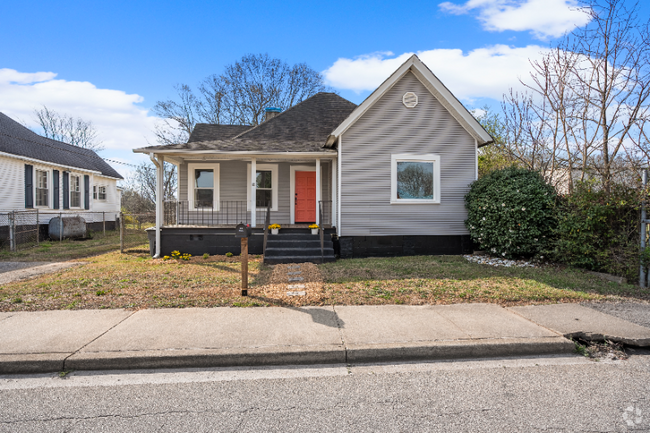 Building Photo - 107 Pendleton Rd Rental