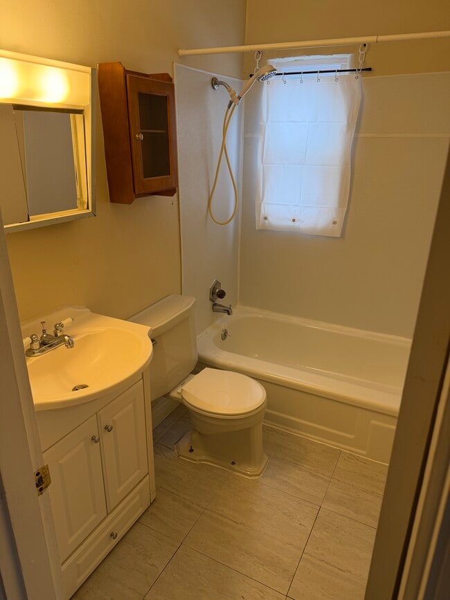 Photo - 1109 Lafayette Ave Unidad 1