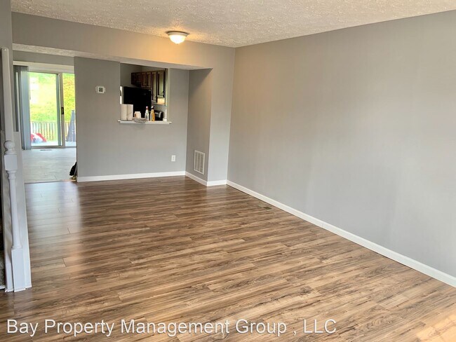 Photo - 2 br, 1 bath House - 834 Clover Leaf Ct