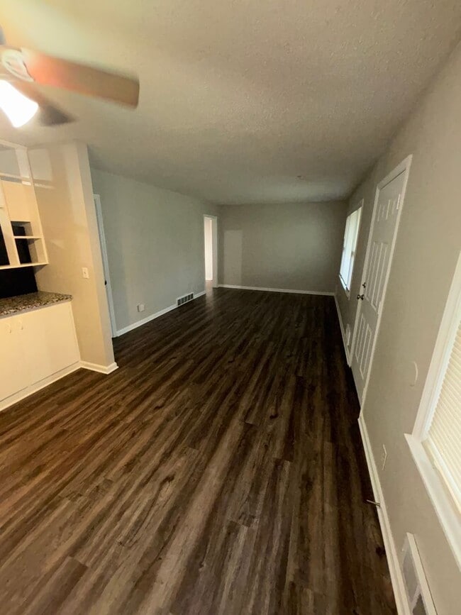 Photo - Charming 3 Bed, 1 Bath Home with 1-Car Garage in South Kansas City Location