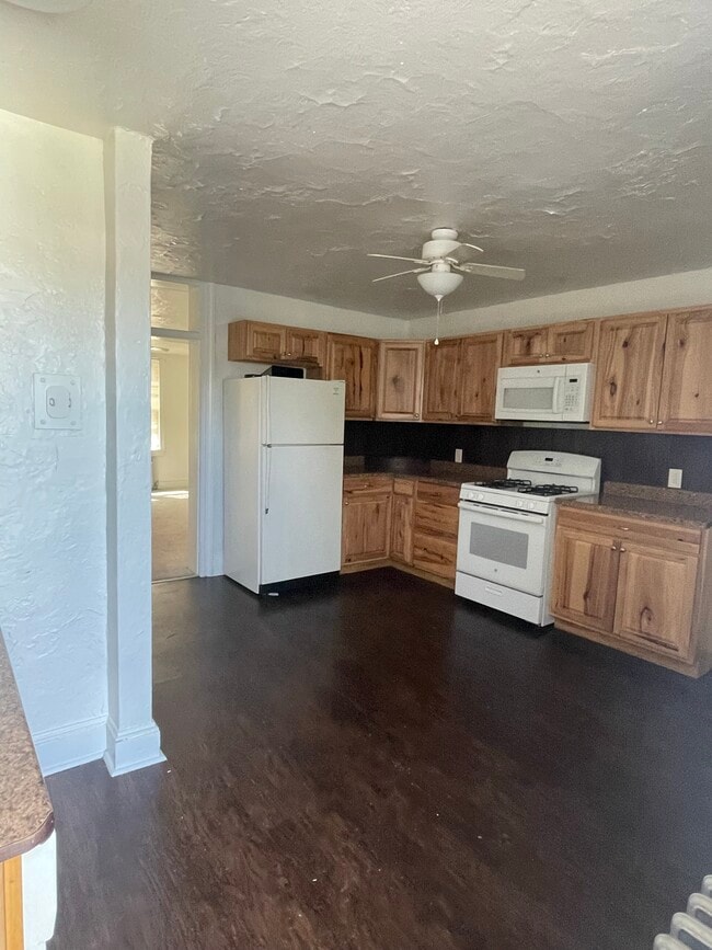 Photo - 221 High St Unit 4