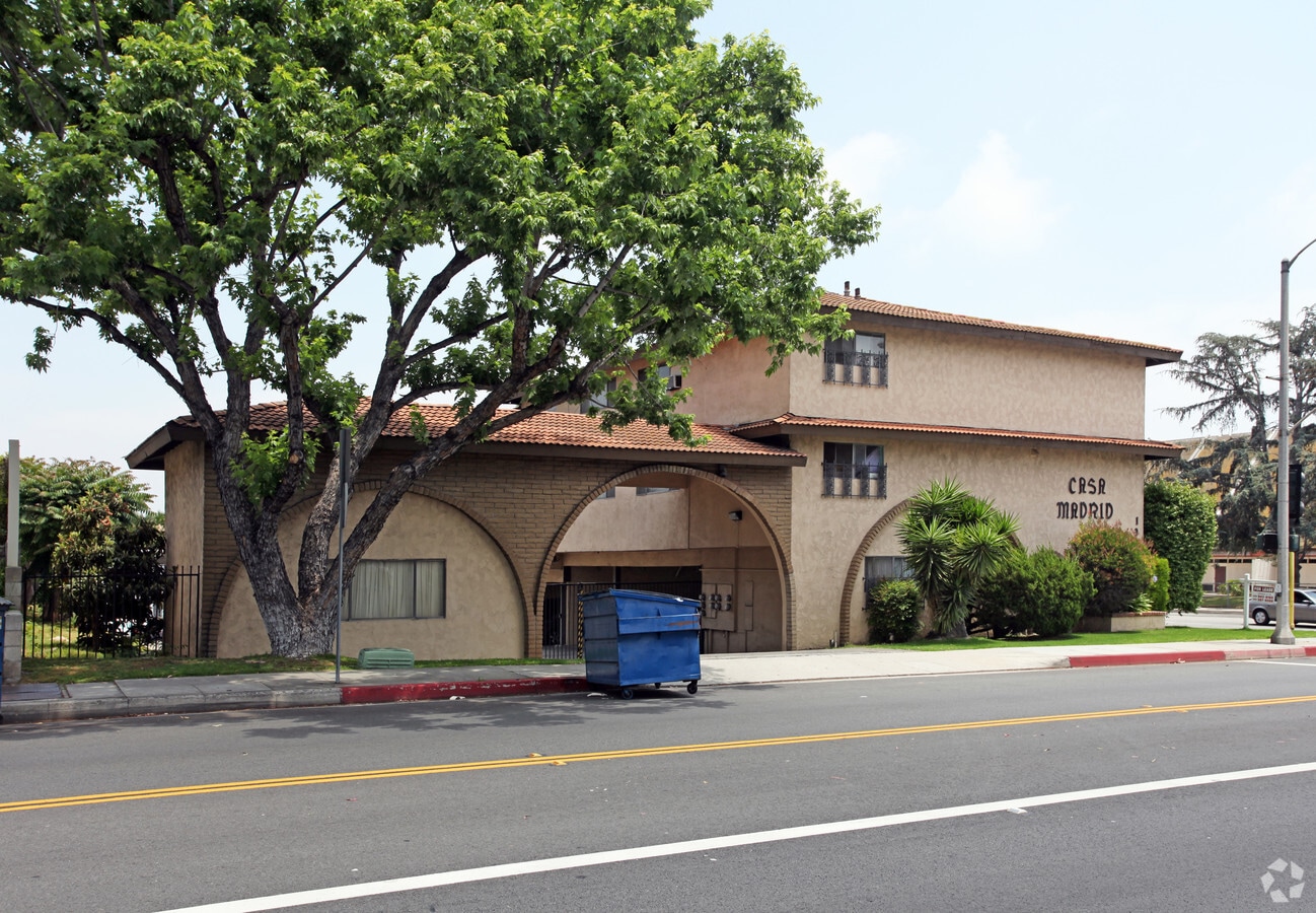Photo - 128 S Chapel Ave Apartments