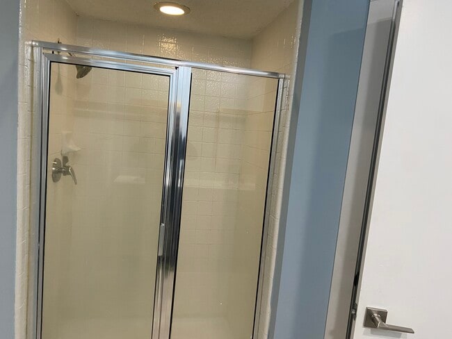 Photo - 3865 Suffolk Ln