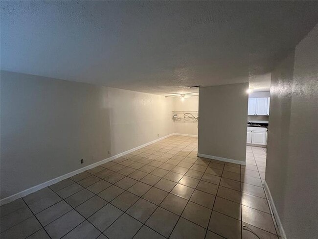 Photo - 5303 NW 24th Ct Unit 46