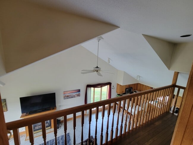 Photo - 3325 Cumming Ave