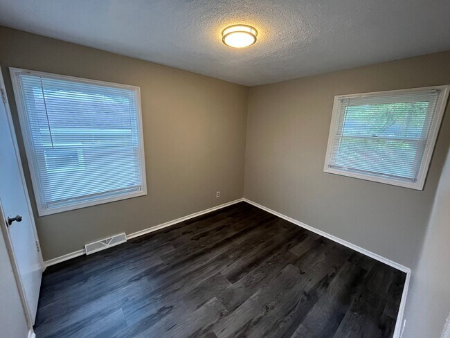 Photo - Newly Renovated Three Bedroom Coming Avail...