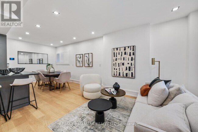 Photo - 86 Albertus Ave