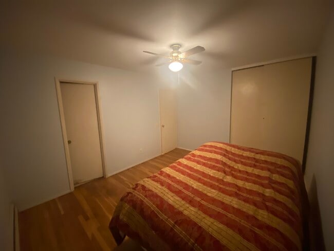 Photo - 1092 Forbes St