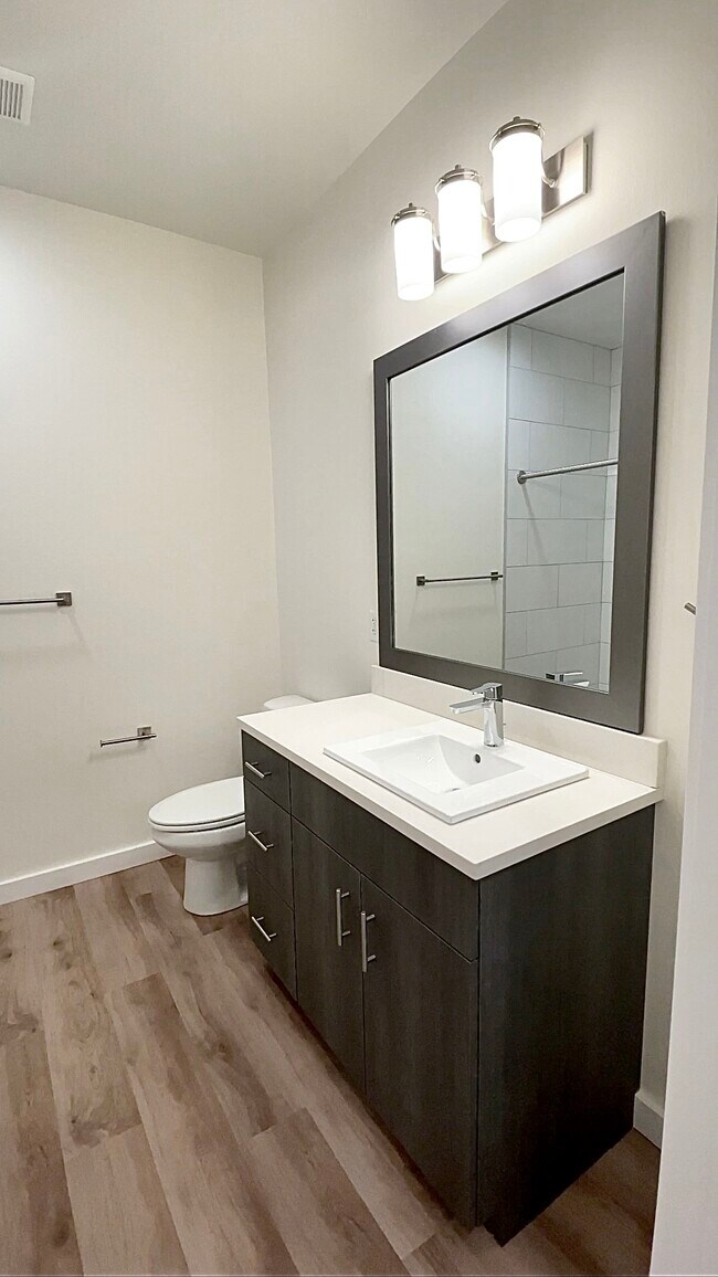 Photo - 2511 N Hamilton St