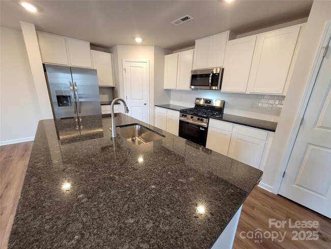 Photo - 124 Rock Ave