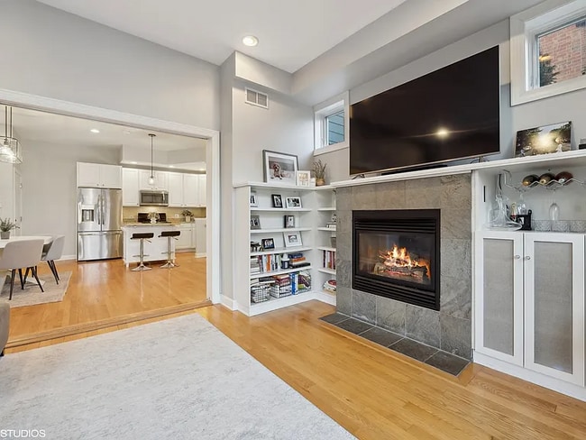 Photo - 1937 N Dayton St