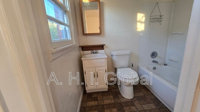 Photo - 4114 S Bowie St