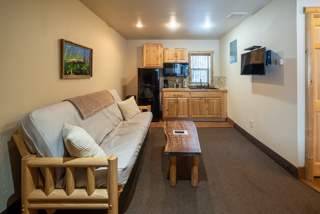 Photo - Totem Lodges