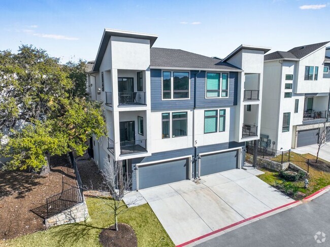 Building Photo - 2050 Lohmans Spur Rental