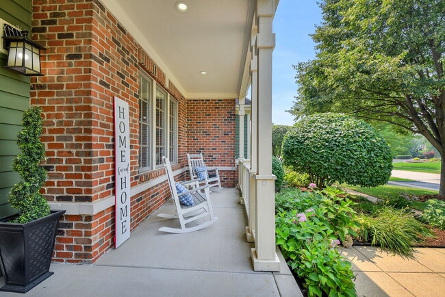 Photo - 3N943 Walt Whitman Rd