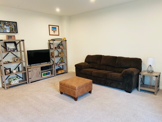 Photo - 1344 Hawk Hollow Dr