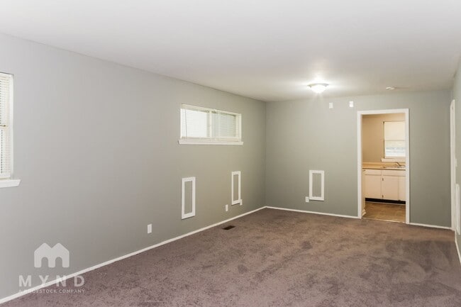 Photo - 3513 Rosedale Dr NW