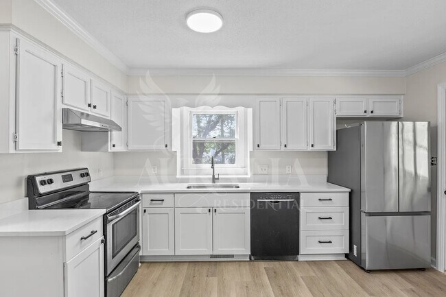 Photo - 623 Elmwood Ct