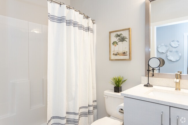 Cedar, 2 Bedroom/2 Bathrooms