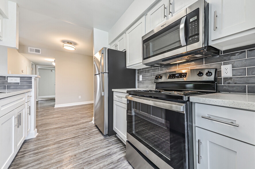 Stainless Steel Equipped Kitchens