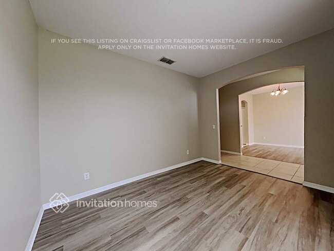 Photo - 709 Modena St