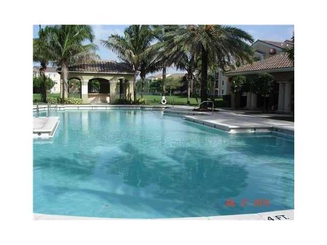 Building Photo - 12136 Saint Andrews Pl Unit 104