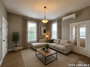 Photo - 602 W Laurel St