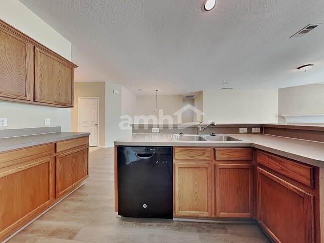 Photo - 1216 Mule Deer Dr