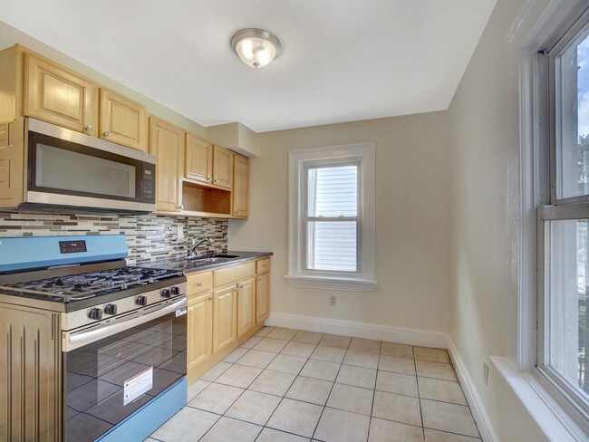 Photo - 16 N 9th St Unit 2