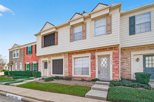 Photo - 2910 Grants Lake Blvd Unit 1604