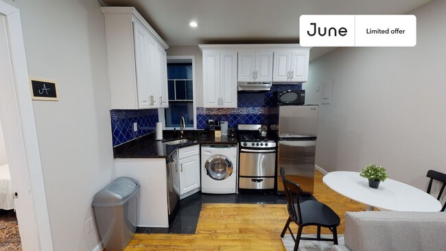 Photo - 214 W 109th St Apartamento