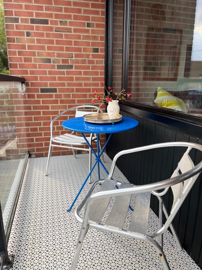 Photo - 1042 Davenport Rd Unité 1