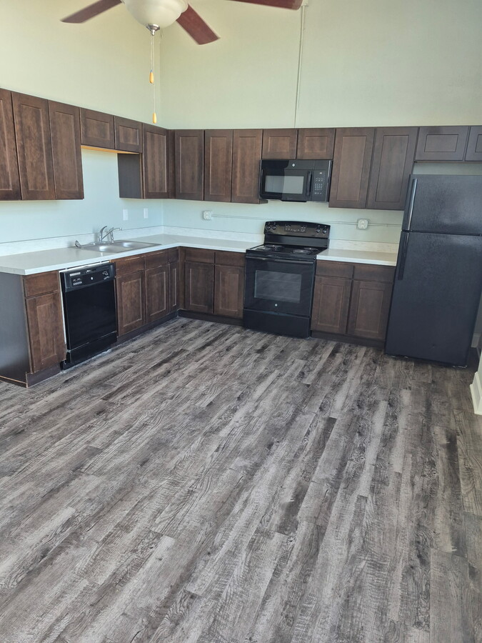 Harrison Court Apartments - Harrison Court Apartments