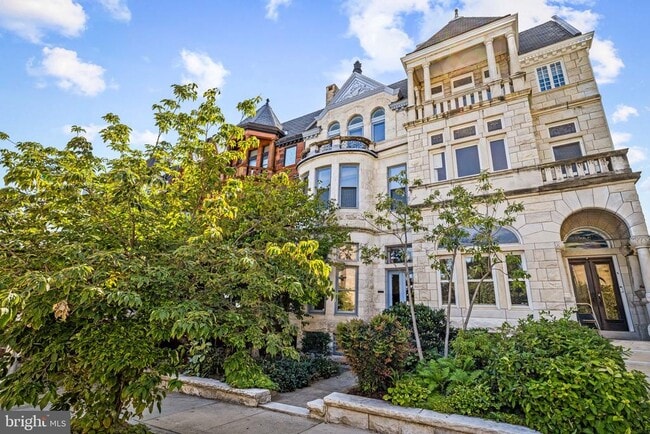 Photo - 2444 Eutaw Pl