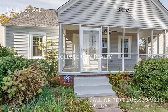 Photo - 1610 1st Ave