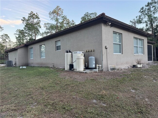 Photo - 871 Desoto Blvd S