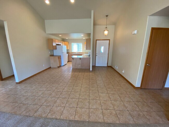 Photo - BONUS RENT SPECIAL! Nice 3 Bed, 2 Bath Home!
