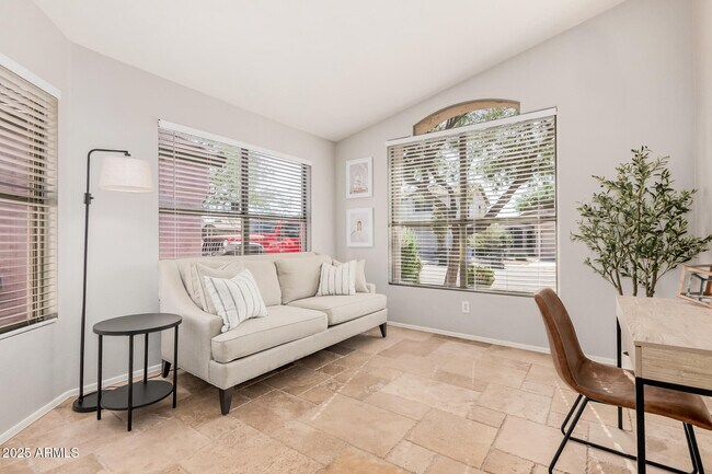 Photo - 4632 E Mossman Rd