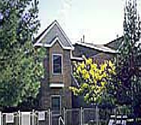 Building Photo - Buena Vida