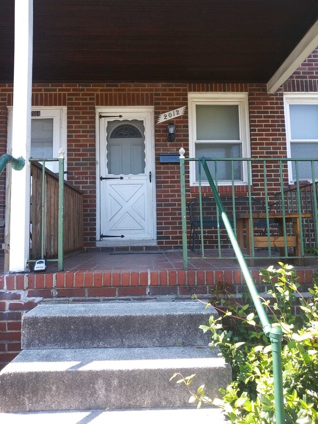 Building Photo - Griffis Avenue Rental